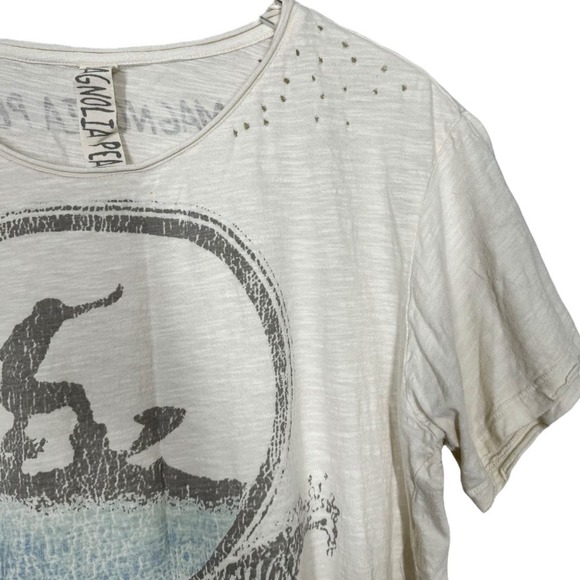 Magnolia Pearl Cream Graphic Tee - Picture 6 of 9